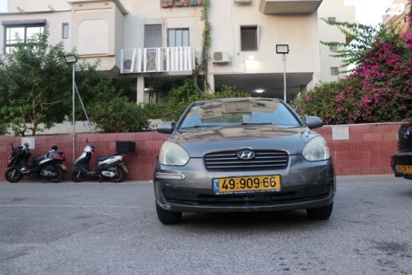 יונדאי אקסנט (עד 2012) GLS אוט' 1.6 (112 כ''ס) בנזין 2009 למכירה ברמת גן