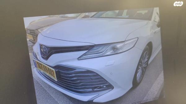 טויוטה קאמרי XLE הייבריד אוט' 2.5 (178 כ''ס) בנזין 2020 למכירה בירושלים