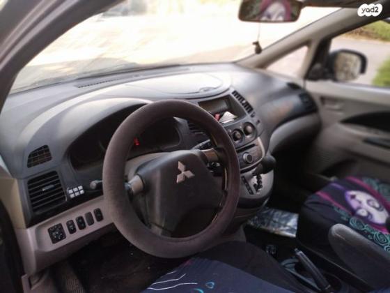 מיצובישי גרנדיס Executive אוט' 2.4 (165 כ"ס) בנזין 2010 למכירה במורן