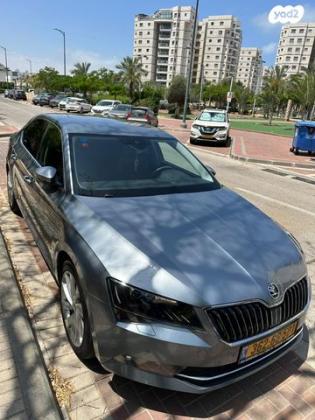 סקודה סופרב (עד 2019) Style אוט' 1.8 (180 כ''ס) בנזין 2018 למכירה בקרית מוצקין