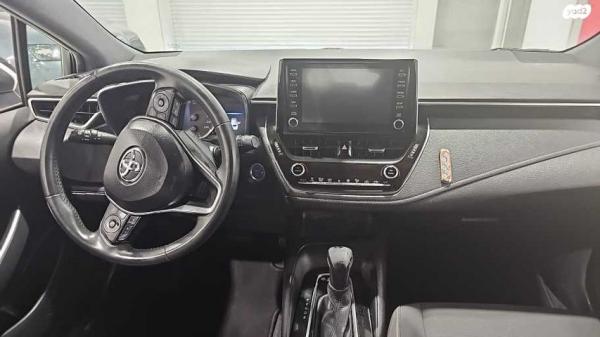 טויוטה קורולה הייבריד Space סטיישן אוט' 1.8 (98 כ''ס) בנזין 2020 למכירה בראשון לציון