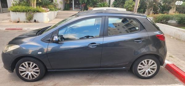 מאזדה H Dynamic אוט' 1.5 (103 כ"ס) בנזין 2008 למכירה בתל אביב יפו