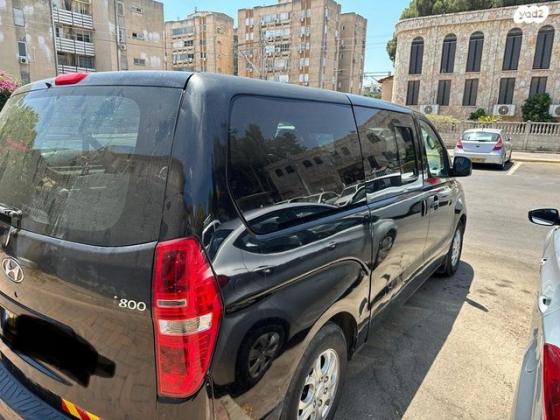 יונדאי i800 GL CRDI סגור אוט' דיזל 2.5 (170 כ''ס) דיזל 2012 למכירה בפתח תקווה