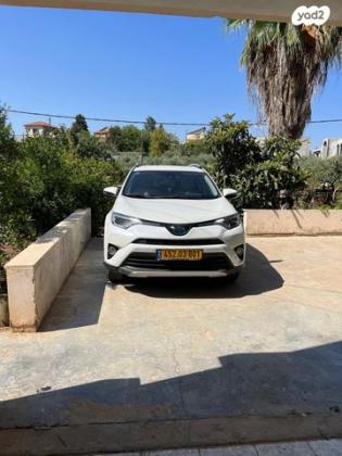 טויוטה RAV4 הייבריד Premium הייבריד אוט' 2.5 (155 כ''ס) בנזין 2018 למכירה בא טייבה