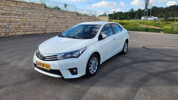 טויוטה קורולה GLI-FL אוט' 1.6 (132 כ''ס) [2013-2016] בנזין 2015 למכירה בפרדס חנה כרכור