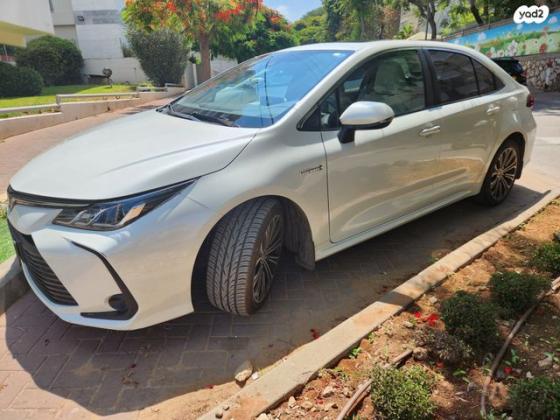 טויוטה קורולה הייבריד Limited סדאן אוט' 1.8 (98 כ''ס) בנזין 2020 למכירה ברמת השרון