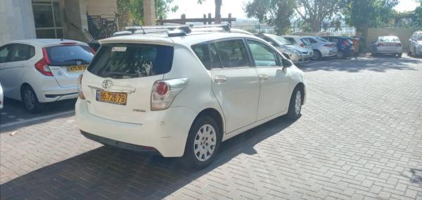 טויוטה ורסו GLI אוט' 1.8 (147 כ"ס) בנזין 2013 למכירה באלעד