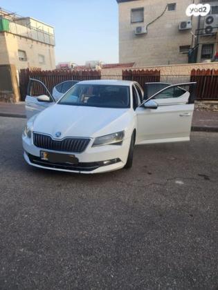 סקודה סופרב (עד 2019) Style אוט' 2.0 (220 כ"ס) בנזין 2016 למכירה בבית שמש