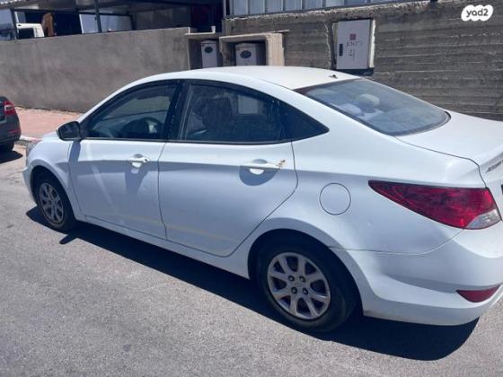 יונדאי i25 Inspire אוט' 1.6 (124 כ"ס) בנזין 2014 למכירה בשדרות