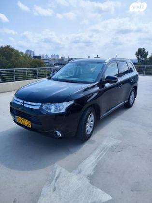 מיצובישי אאוטלנדר Instyle אוט' 7 מק' 2.0 (150 כ"ס) בנזין 2015 למכירה ברמת השרון