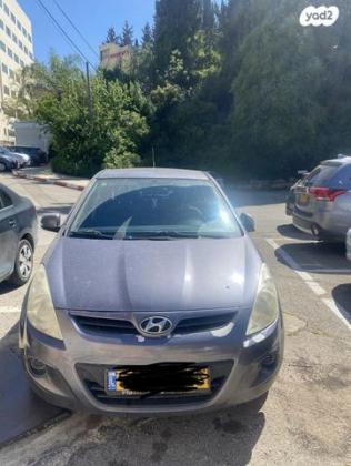 יונדאי i20 GLI אוט' 1.4 (100 כ"ס) בנזין 2011 למכירה ביקנעם עילית