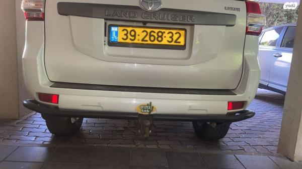 טויוטה לנד קרוזר ארוך 4X4 Luxury אוט' דיזל 7 מק' 3.0 (190 כ''ס) דיזל 2014 למכירה ברמת גן