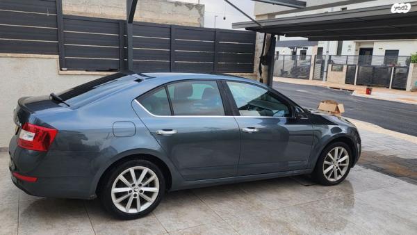 סקודה אוקטביה Special Edition אוט' 1.8 (180 כ''ס) בנזין 2014 למכירה בחדרה
