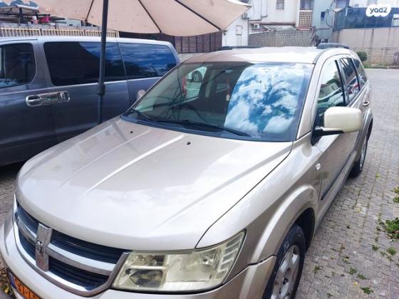 דודג' ג'רני SE אוט' 7 מק' 2.4 (168 כ"ס) בנזין 2008 למכירה בלוד