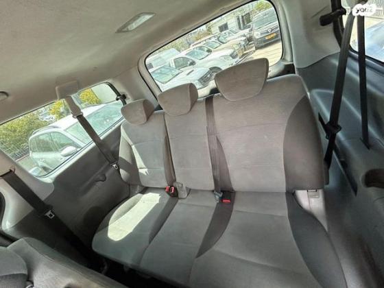 יונדאי H1 I800 מיניבוס אוט' דיזל 8 מק' 2.5 (170 כ''ס) דיזל 2014 למכירה בעפולה