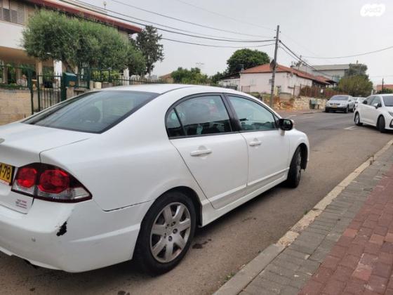 הונדה סיוויק סדאן החדשה Comfort אוט' 1.8 (140 כ''ס) בנזין 2012 למכירה בראשון לציון