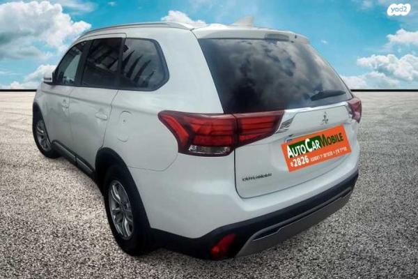 מיצובישי אאוטלנדר Intense אוט' 7 מק' 2.0 (150 כ"ס) בנזין 2019 למכירה בחדרה