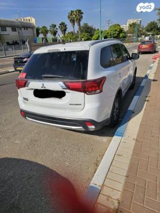 מיצובישי אאוטלנדר Instyle אוט' 7 מק' 2.0 (150 כ"ס) בנזין 2016 למכירה בגן יבנה