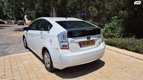 טויוטה פריוס GLI הייבריד אוט' 1.8 (99 כ"ס) בנזין 2010 למכירה ברגבים