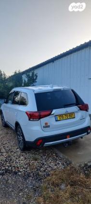 מיצובישי אאוטלנדר Premium אוט' 7 מק' 2.0 (150 כ''ס) בנזין 2018 למכירה בעפולה