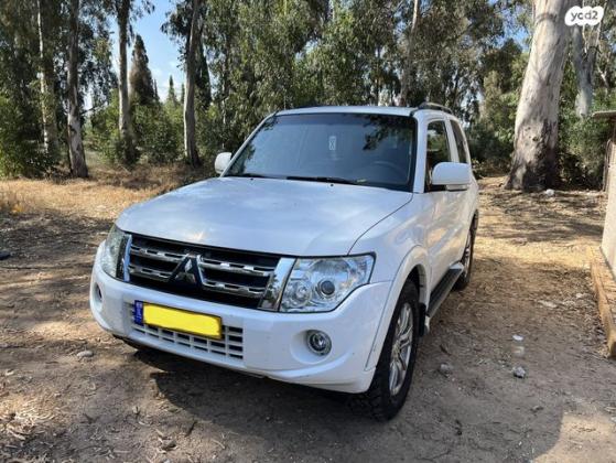 מיצובישי פג'רו קצר 4X4 Dakar אוט' דיזל 5 מק' 3.2 (200 כ"ס) דיזל 2013 למכירה בשלומי