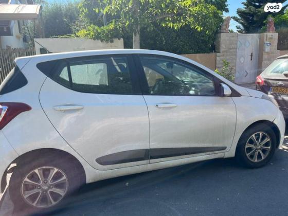 יונדאי i10 Premium אוט' 1.0 (66 כ"ס) בנזין 2016 למכירה בפתח תקווה