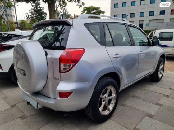 טויוטה RAV4 ארוך 4X4 GLI אוט' 2.0 (152 כ''ס) בנזין 2007 למכירה ברעננה