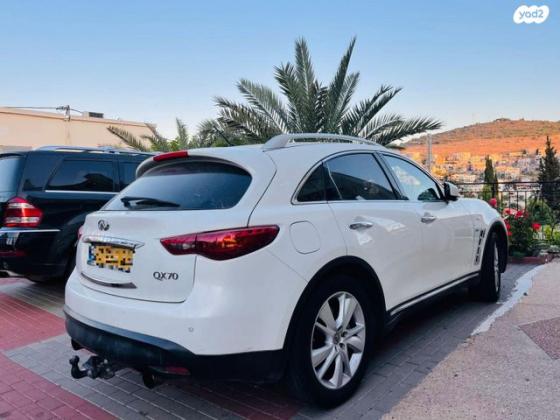 אינפיניטי QX70 / FX37 4X4 D GT Premium אוט' דיזל 3.0 (238 כ''ס) דיזל 2016 למכירה בכרמיאל