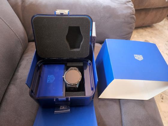 שעון חכם ויוקרתי Tag heuer