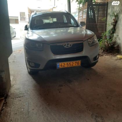 יונדאי סנטה פה 4X4 Luxury אוט' דיזל 7 מק' 2.2 (197 כ''ס) דיזל 2011 למכירה באום אל פחם