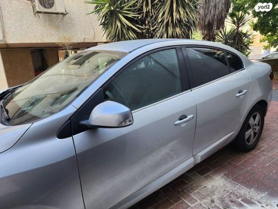 רנו פלואנס EX אוט' 2.0 (140 כ''ס) בנזין 2010 למכירה ברמת גן