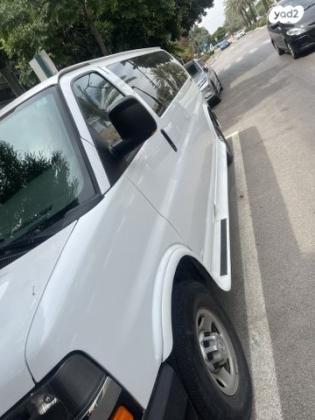 שברולט סוואנה ארוך Ext סגור אוט' דיזל 2.8 (181 כ''ס) דיזל 2018 למכירה בפתח תקווה