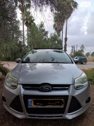 פורד פוקוס Trend סטיישן אוט' 1.6 (125 כ''ס) בנזין 2012 למכירה בגבים