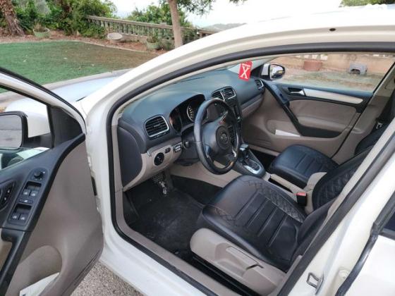 פולקסווגן גולף Trendline אוט' 5 דל' 1.6 (102 כ''ס) בנזין 2009 למכירה בחיפה