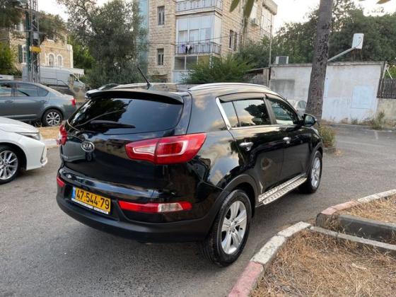 קיה ספורטז' EX אוט' 2.0 (163 כ''ס) בנזין 2012 למכירה בחיפה