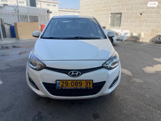 יונדאי i20 Insight אוט' 1.4 (100 כ"ס) בנזין 2014 למכירה בגן יבנה