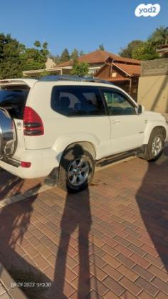 טויוטה לנד קרוזר קצר 4X4 Luxury אוט' דיזל 3.0 (166 כ''ס) דיזל 2005 למכירה בעפולה