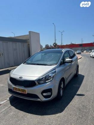 קיה קארנס Premium אוט' 7 מק' 2.0 (165 כ''ס) בנזין 2017 למכירה בנתניה