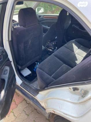 הונדה אקורד LS אוט' 1.9 (136 כ''ס) - אנגליה בנזין 2002 למכירה בראש העין