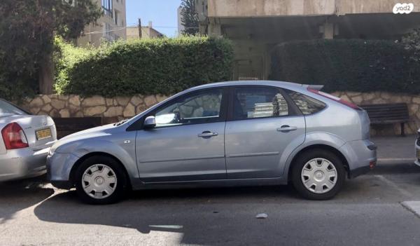 פורד פוקוס Trend הצ'בק אוט' 1.6 (100 כ''ס) בנזין 2008 למכירה בנתניה