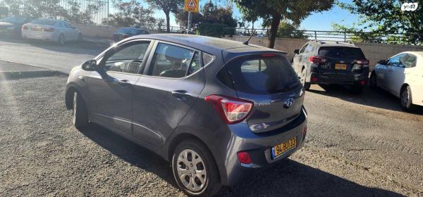 יונדאי i10 Insight ידני 1.0 (66 כ"ס) בנזין 2015 למכירה בירושלים