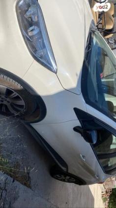 רנו קפצ'ור Life אוט' 1.2 (118 כ"ס) בנזין 2018 למכירה בבוקעתא