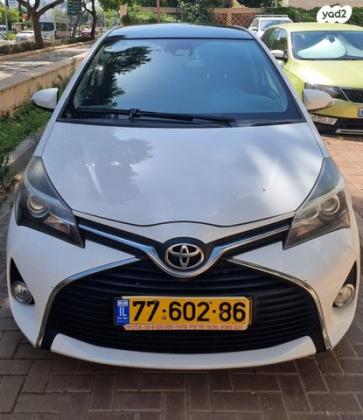 טויוטה יאריס Sky אוט' 1.3 (99 כ"ס) בנזין 2017 למכירה באשדוד