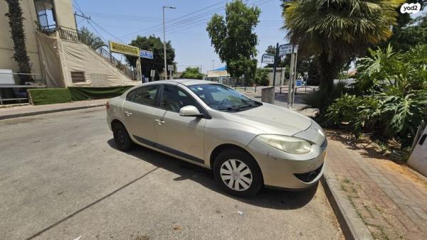 רנו פלואנס AU אוט' 1.6 (110 כ''ס) בנזין 2010 למכירה בתל מונד