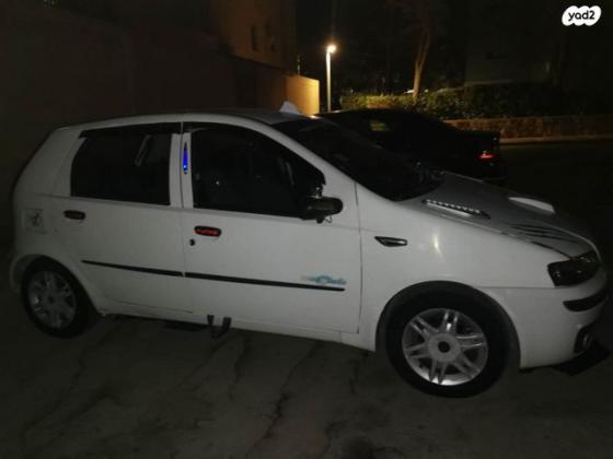 פיאט פונטו ספייס (דור II) ELX אוט' 1.2 (80 כ''ס) בנזין 2003 למכירה בערד