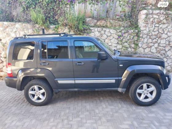 ג'יפ / Jeep ליברטי (עד 2013) 4X4 Limited אוט' 3.7 (202 כ''ס) [2010-2013] בנזין 2012 למכירה בראש פינה