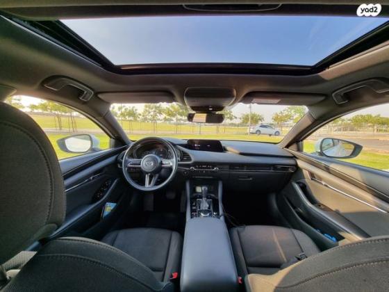 מאזדה j Spirit הצ'בק אוט' 2.0 (165 כ''ס) בנזין 2021 למכירה בבאר שבע