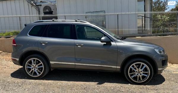 פולקסווגן טוארג 4X4 Luxury אוט' דיזל 3.0 (262 כ"ס) דיזל 2016 למכירה ברחובות