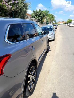מיצובישי אאוטלנדר 4X4 Elite אוט' 7 מק' 2.0 (150 כ"ס) [2015 ואילך] בנזין 2016 למכירה בגן יבנה