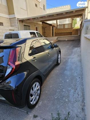טויוטה אייגו קרוס (AYGO X) Pulse הצ'בק 4X2 אוט' 1.0 (72 כ"ס) בנזין 2022 למכירה בסח'נין